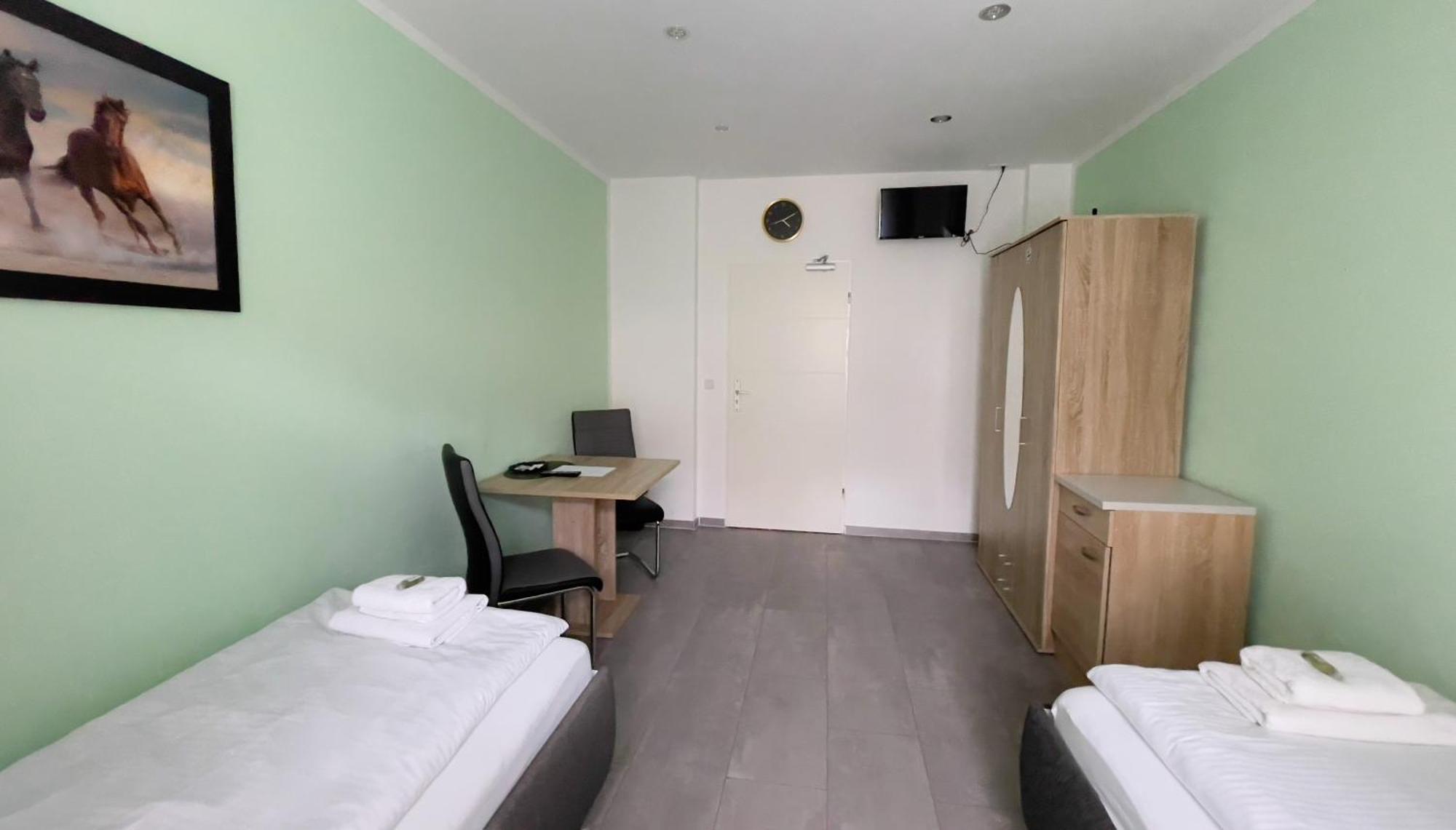Motel Daria Hennigsdorf Berlin Oda fotoğraf